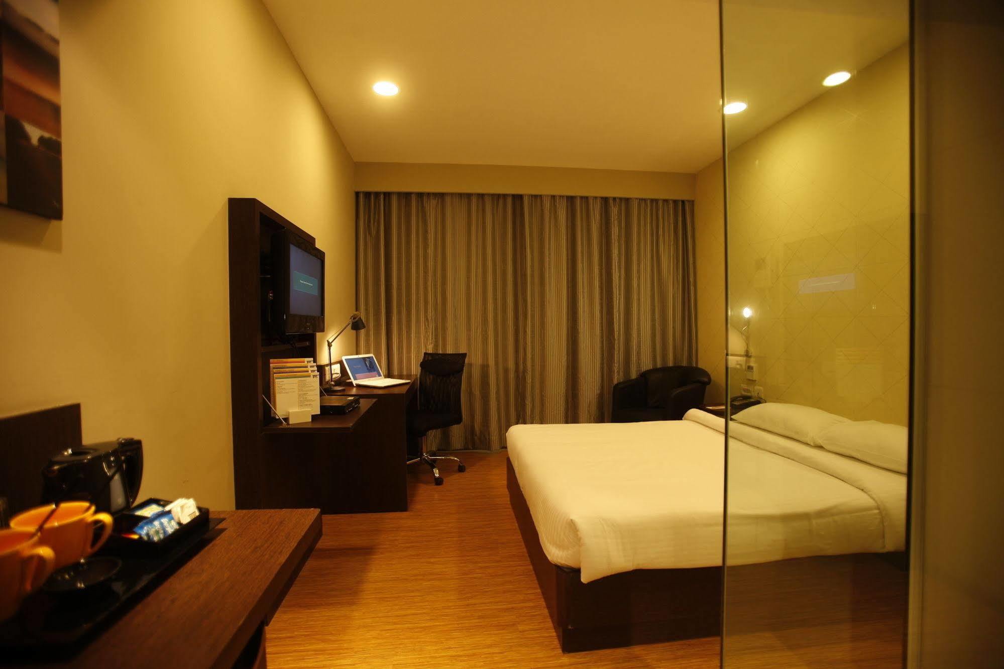 Keys Select By Lemon Tree Hotels, Whitefield, Bengaluru Buitenkant foto